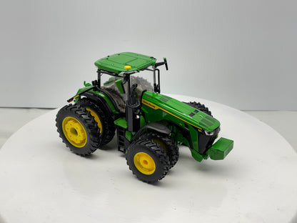 1/32 John Deere 8R 370