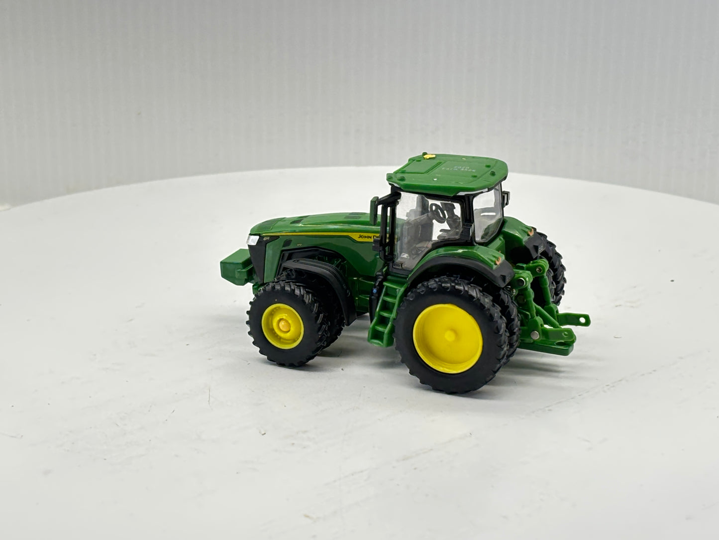 1/64 John Deere 8R 370 Farm Show
