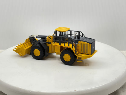 1/50 John Deere 944k
