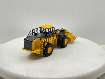 1/50 John Deere 944k