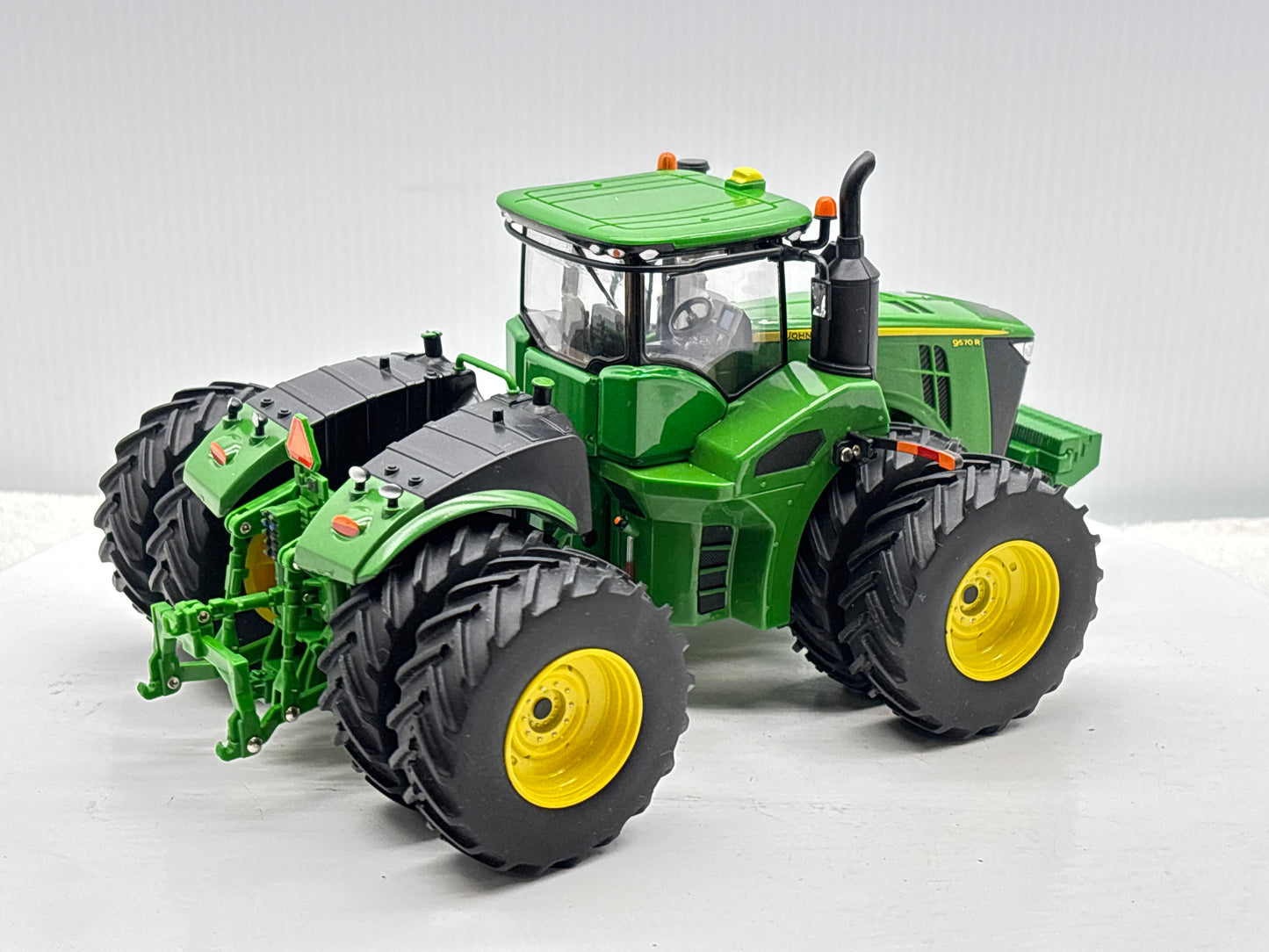 1/32 John Deere 9570R Prestige