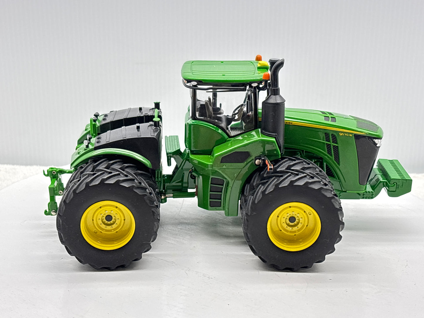 1/32 John Deere 9570R Prestige