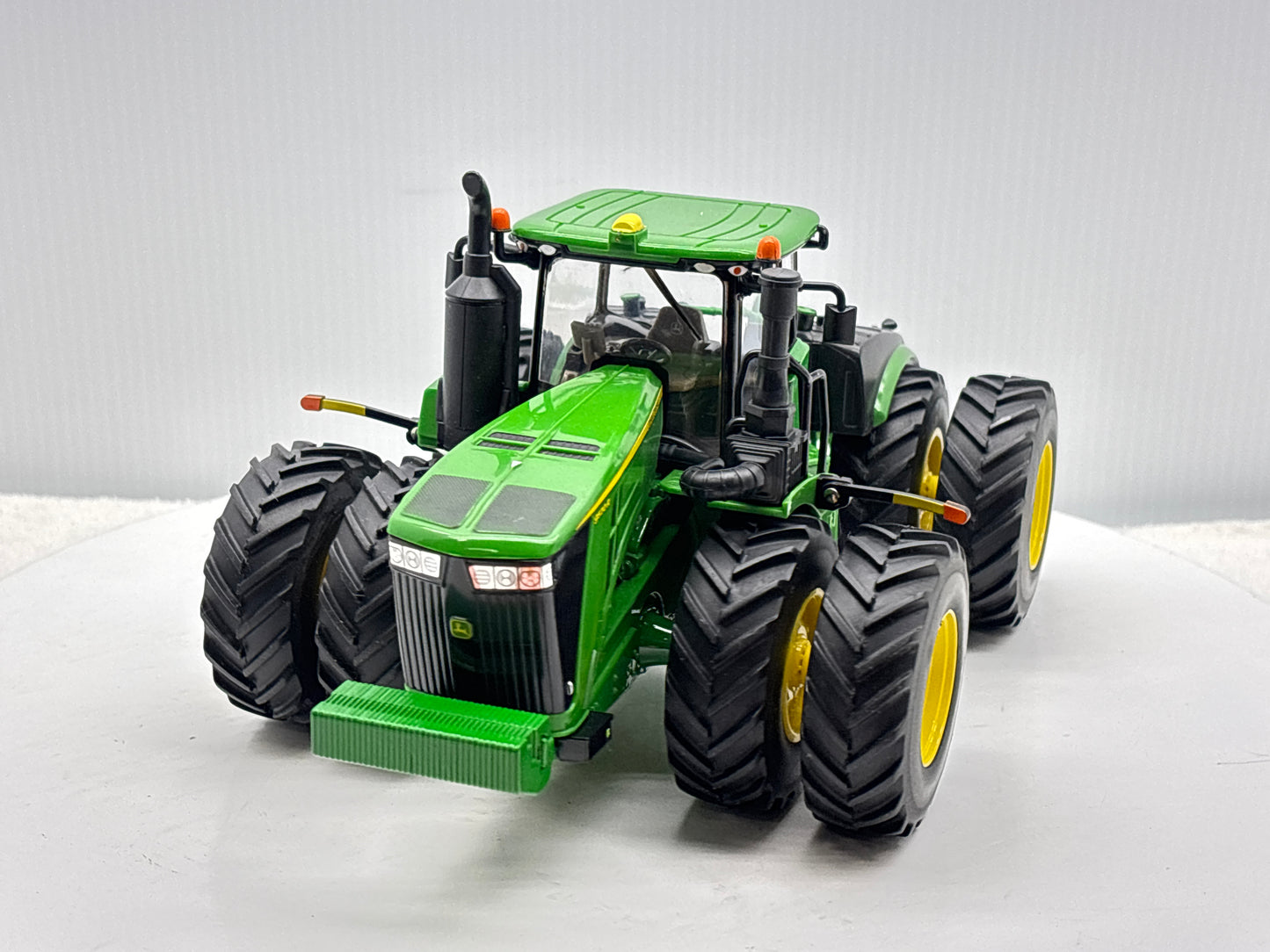 1/32 John Deere 9570R Prestige