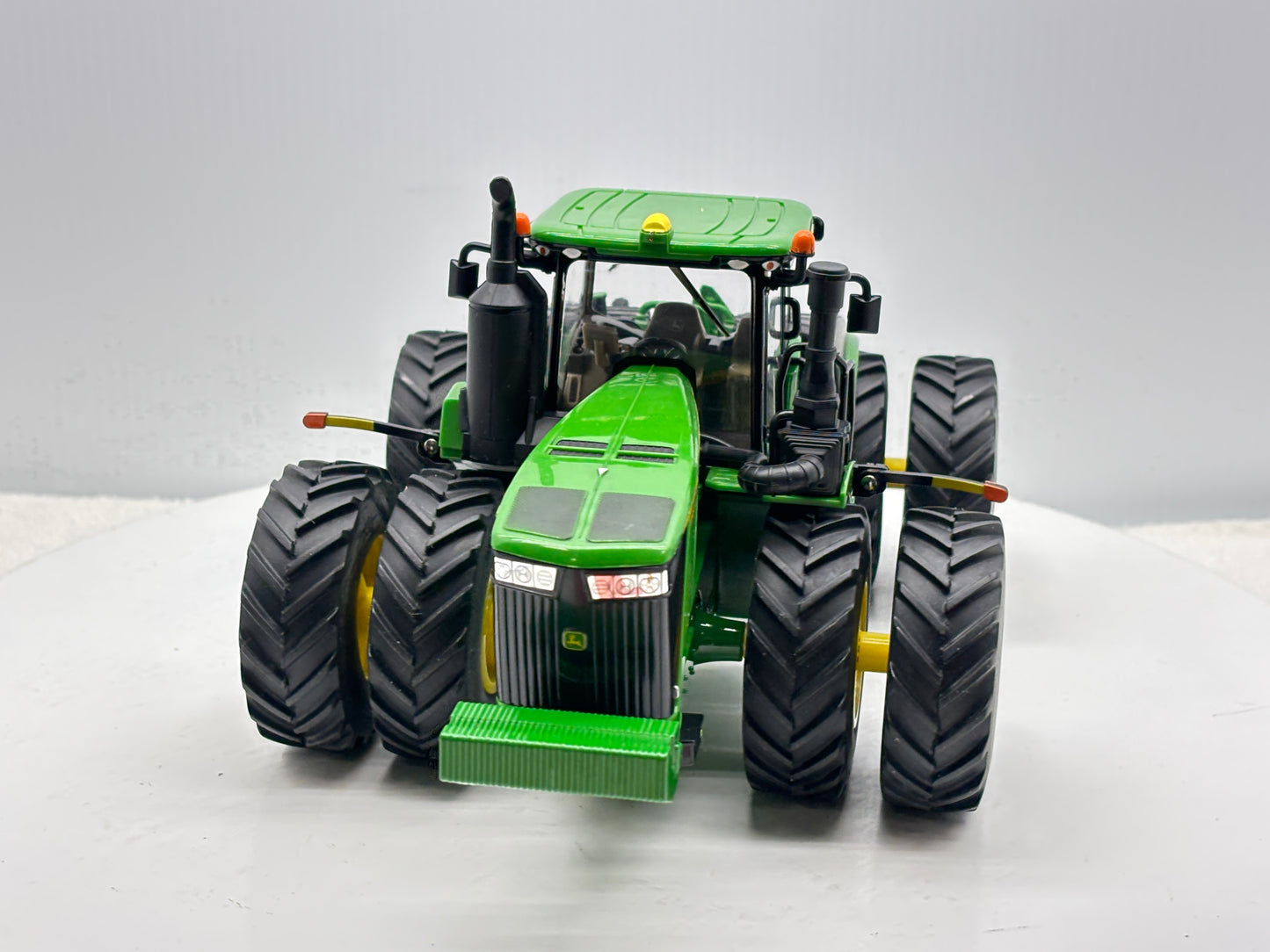 1/32 John Deere 9570R Prestige