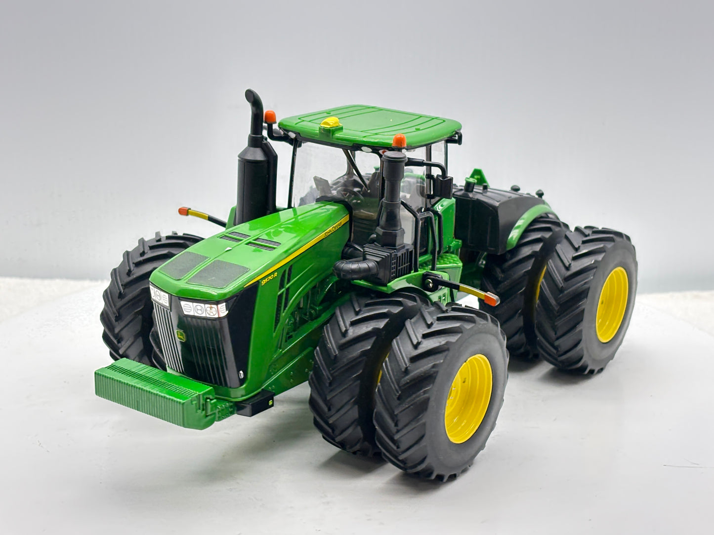 1/32 John Deere 9570R Prestige
