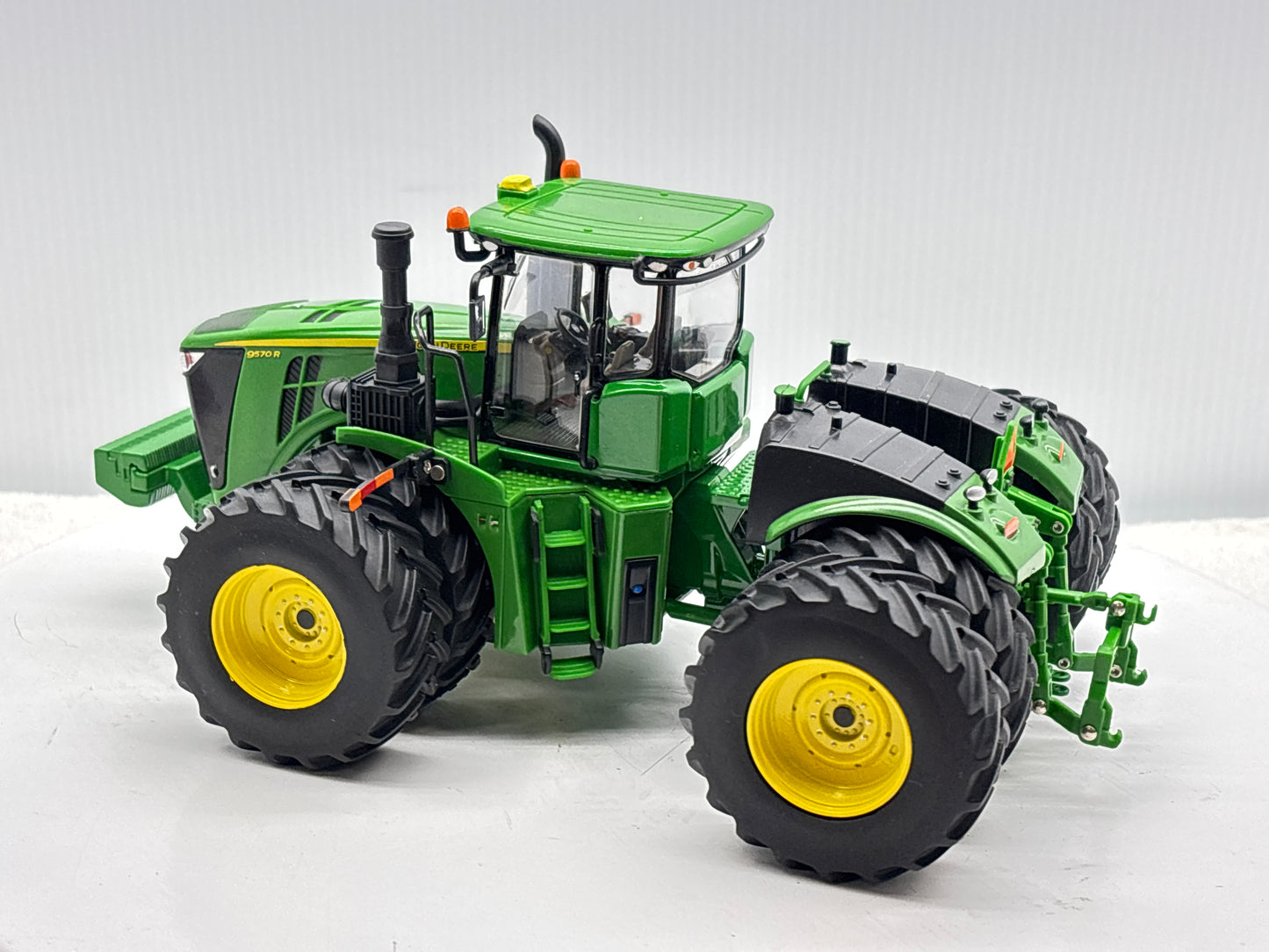 1/32 John Deere 9570R Prestige