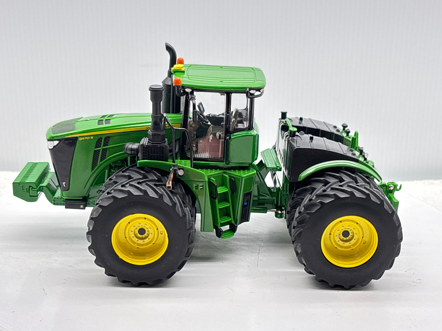 1/32 John Deere 9570R Prestige