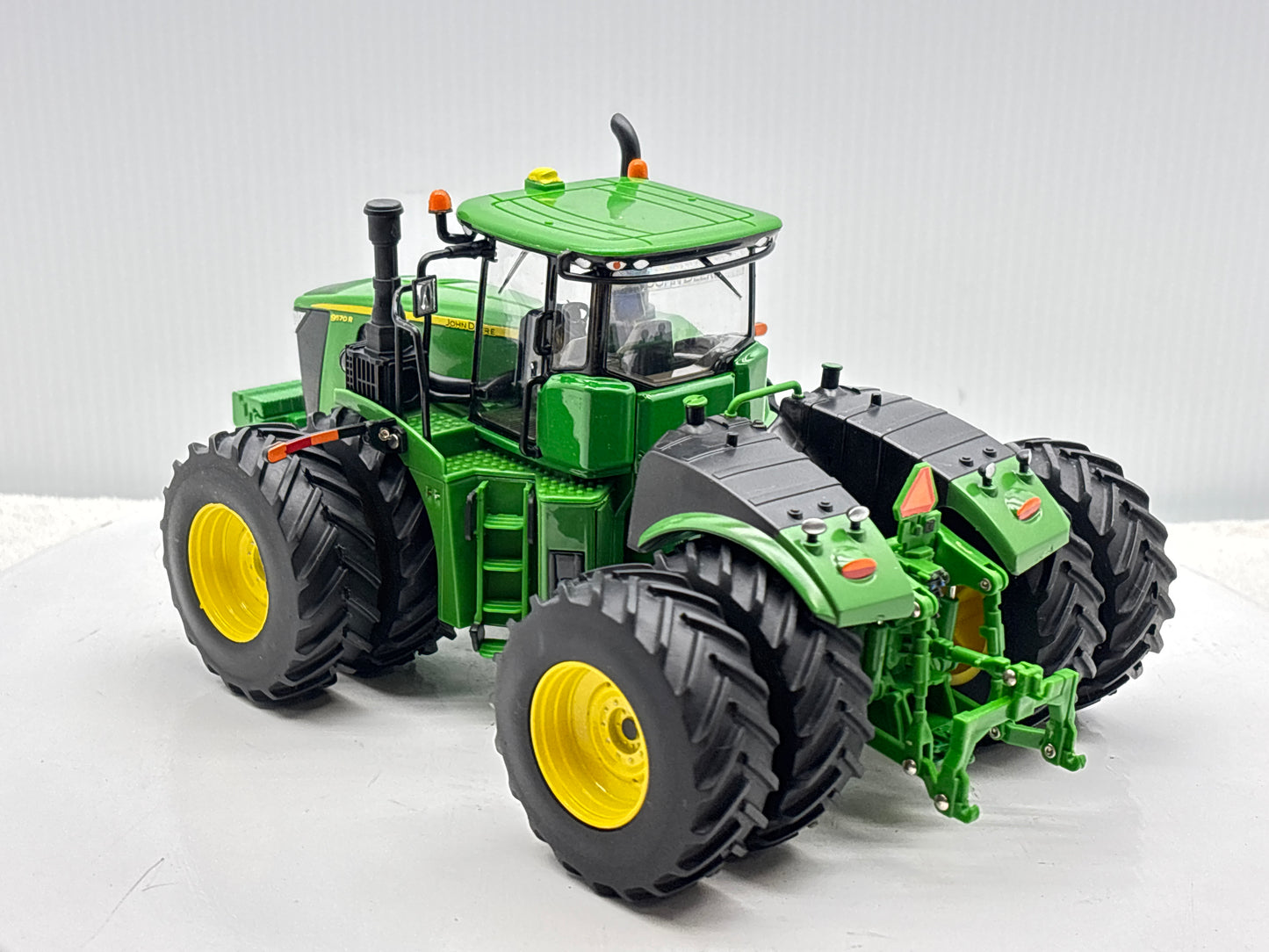 1/32 John Deere 9570R Prestige