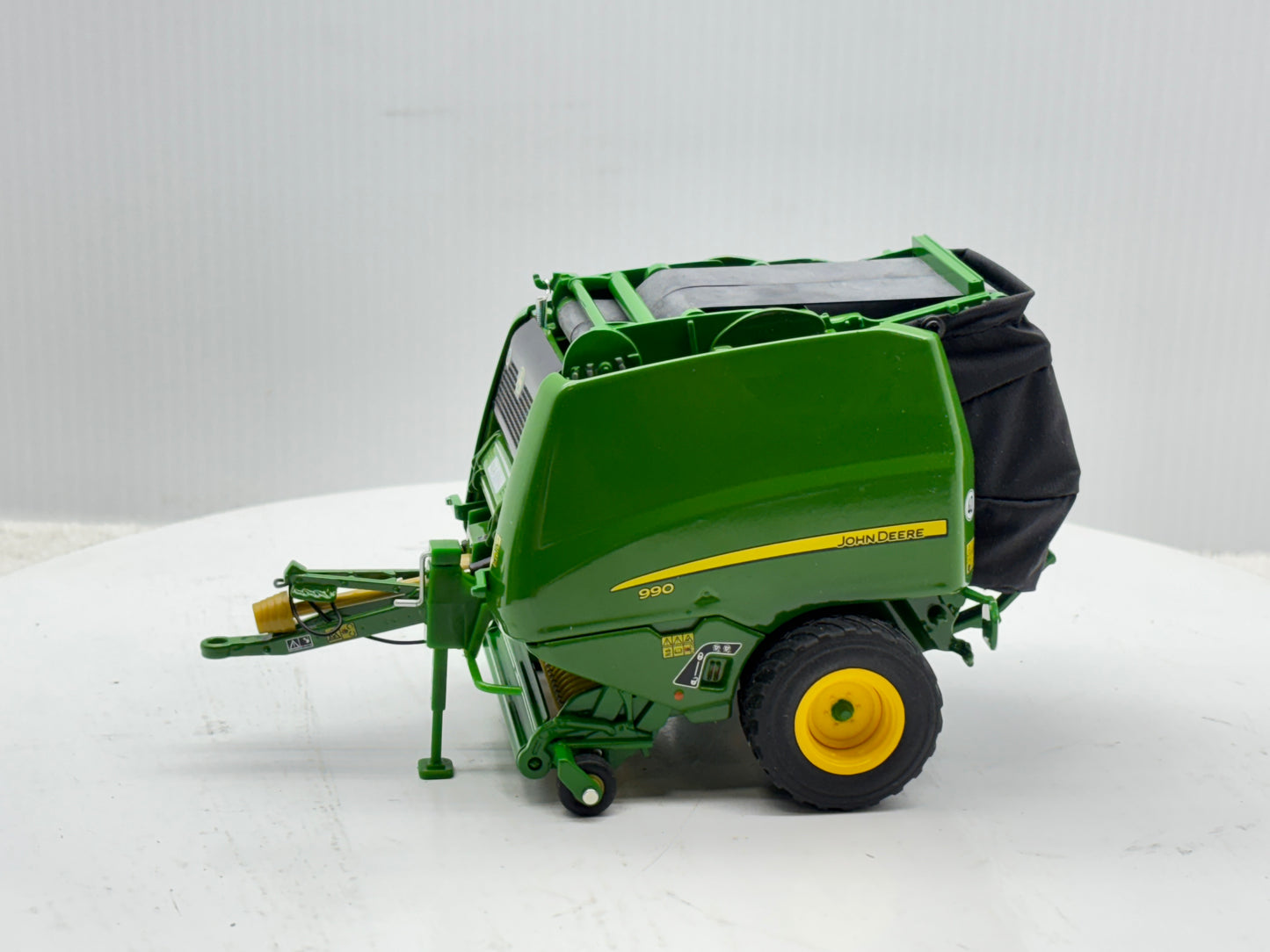 1/32 John Deere 990