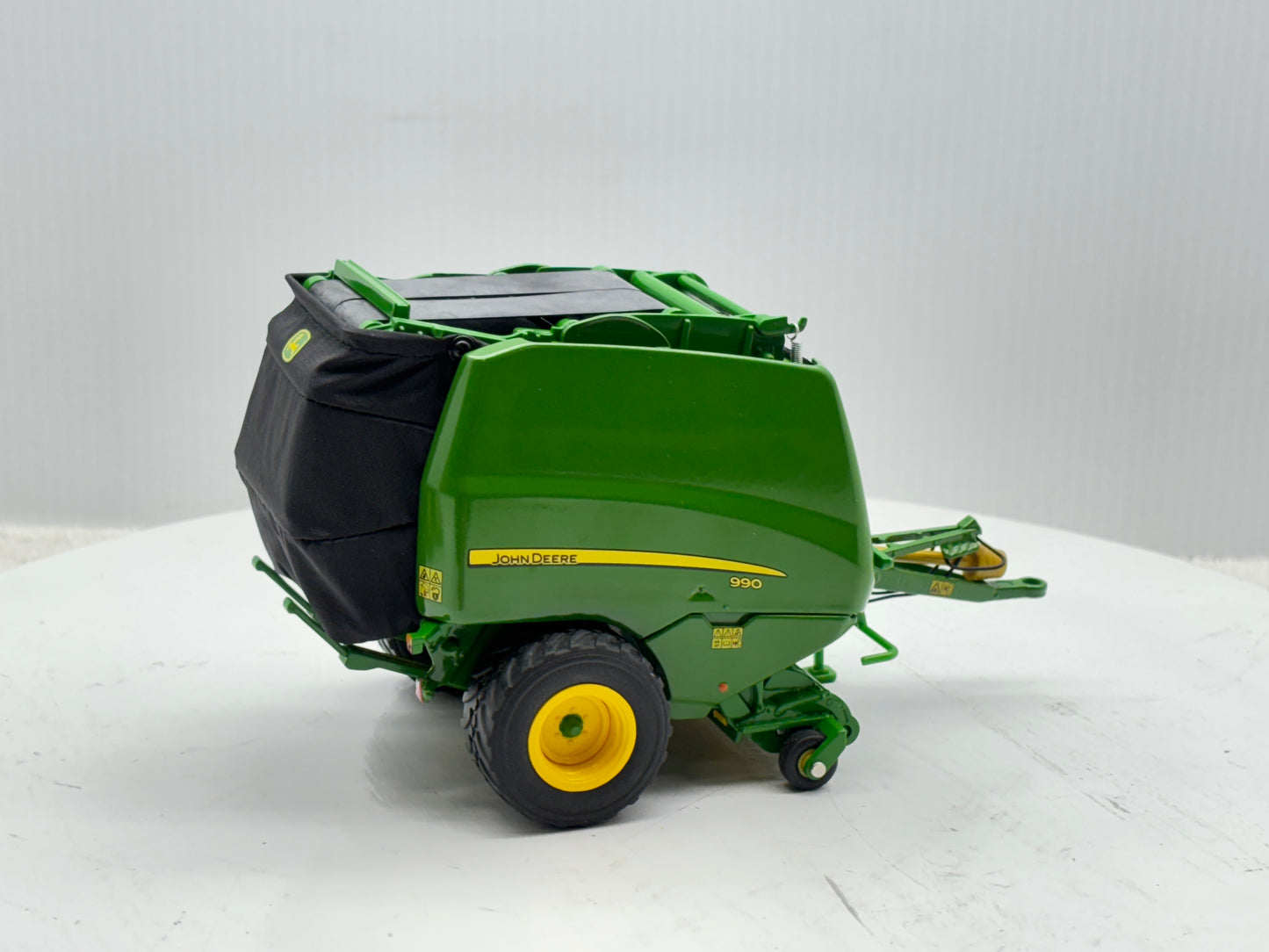 1/32 John Deere 990