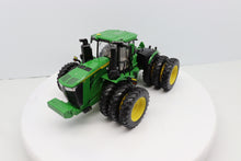 1/32 John Deere 9R 590