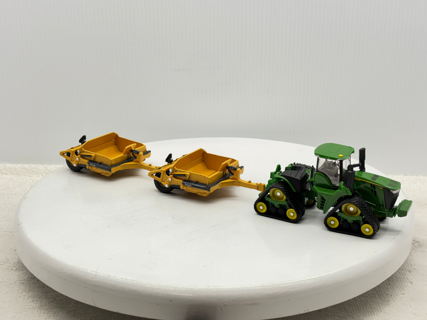 1/64 John Deere 9RX 590 Scraper Set