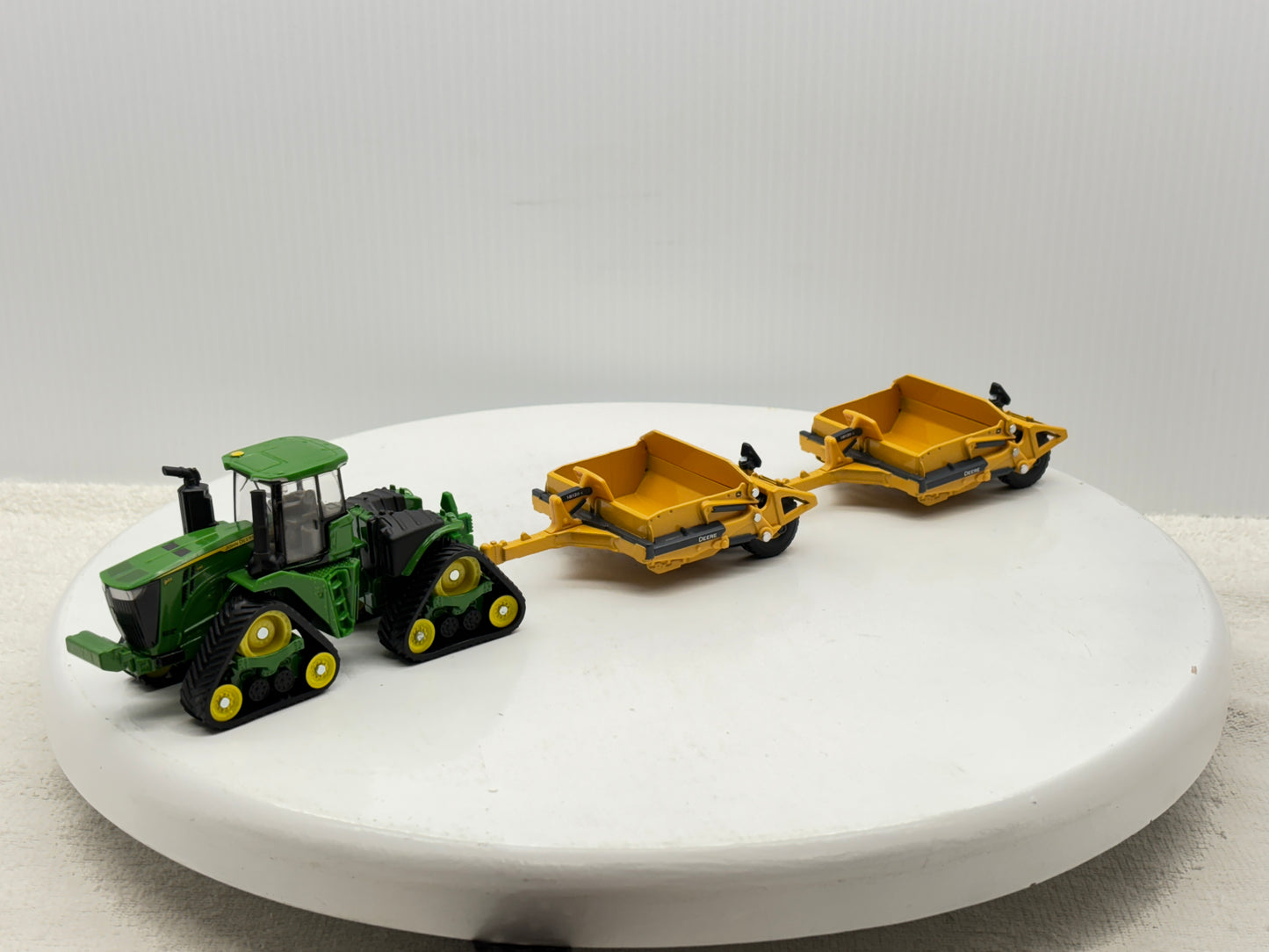 1/64 John Deere 9RX 590 Scraper Set