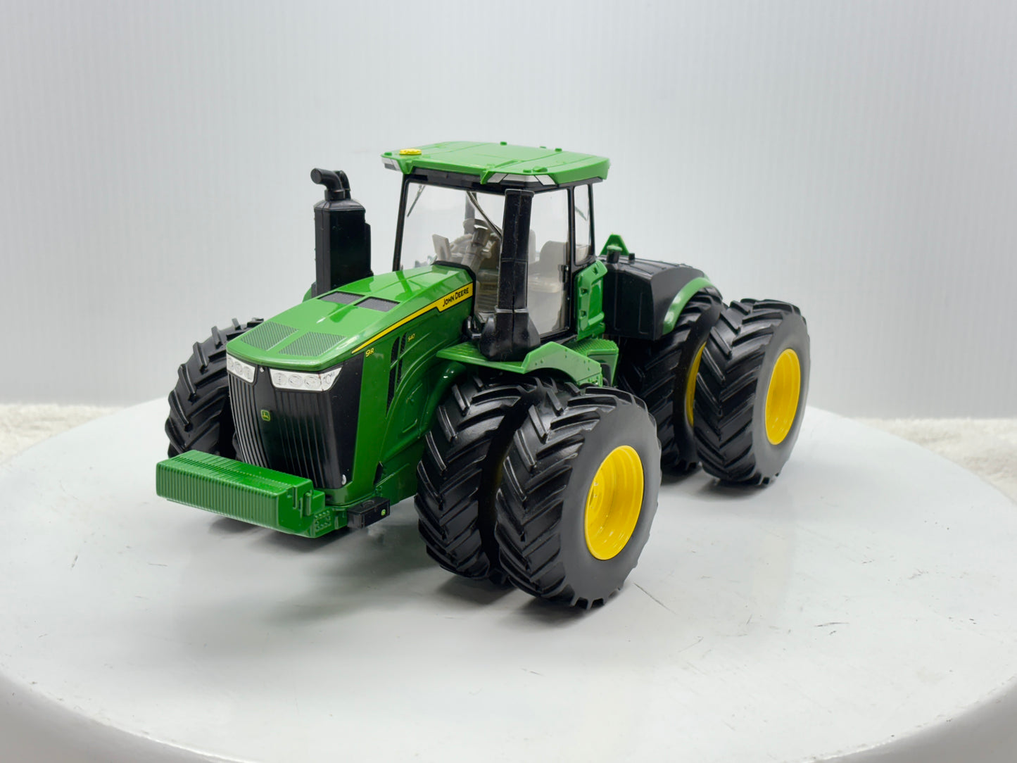 1/32 John Deere 9R 540