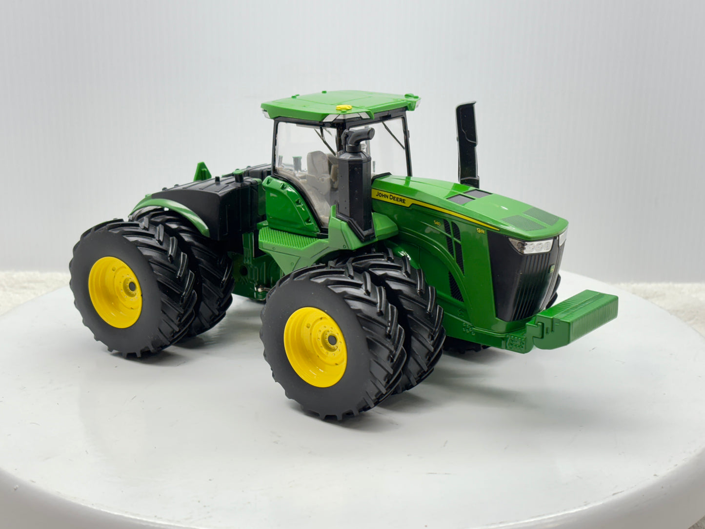 1/32 John Deere 9R 540