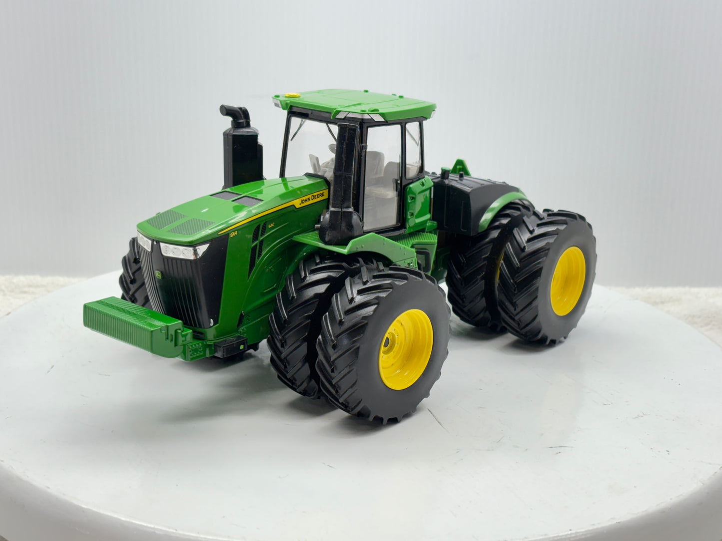 1/32 John Deere 9R 540