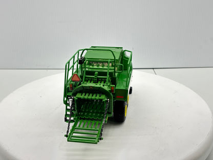 1/32 John Deere L340