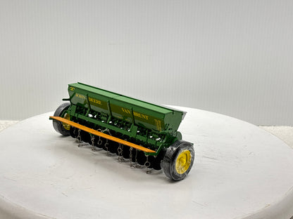 1/16 John Deere Van Burnt Model ''FB'' Grain Drill