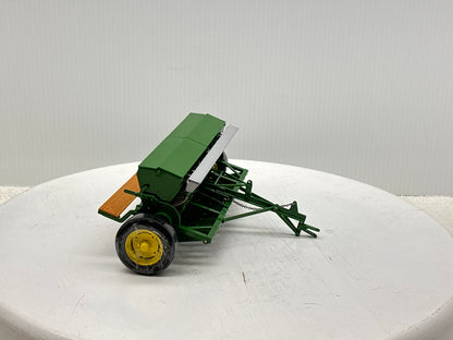 1/16 John Deere Van Burnt Model ''FB'' Grain Drill