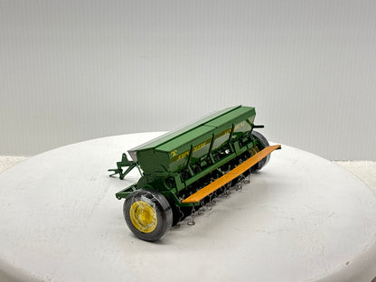 1/16 John Deere Van Burnt Model ''FB'' Grain Drill