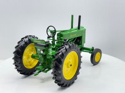 1/16 John Deere Model G Prestige