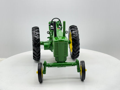 1/16 John Deere Model G Prestige