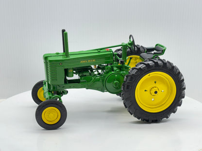 1/16 John Deere Model G Prestige