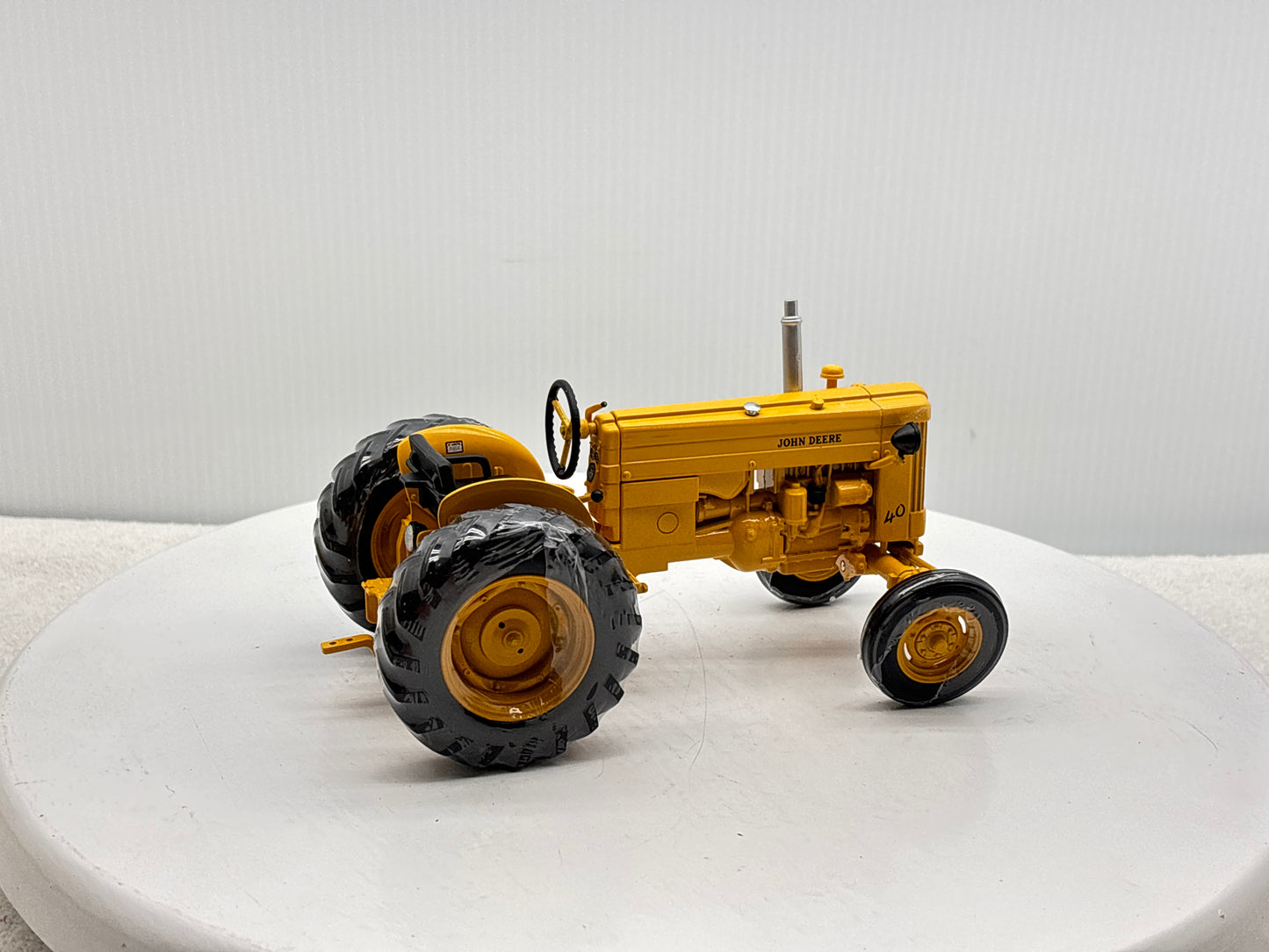 1/16 John Deere ''RARE'' 40 Industrial Orange