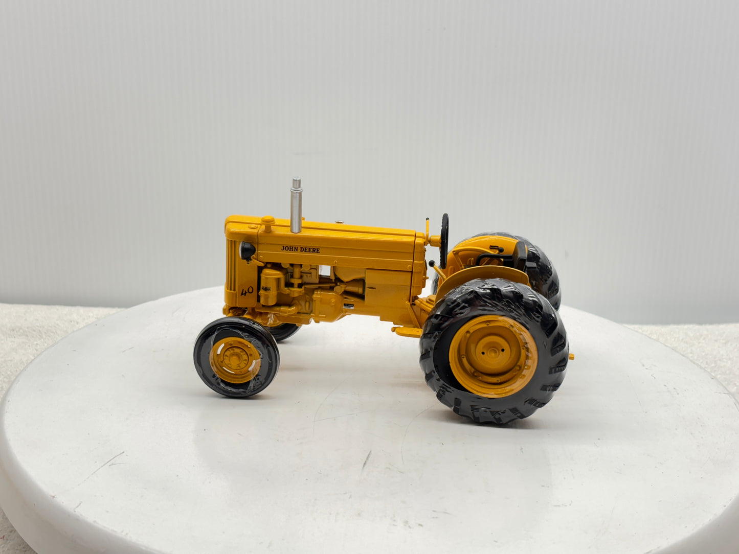 1/16 John Deere ''RARE'' 40 Industrial Orange