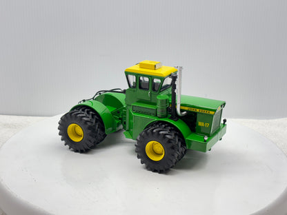 1/32 John Deere WA-17 Prestige