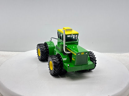 1/32 John Deere WA-17 Prestige