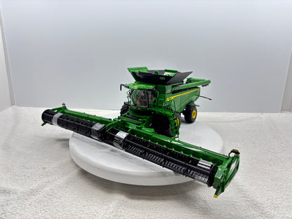 1/32  John Deere X9 1000 Prestige