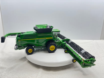 1/32  John Deere X9 1000 Prestige
