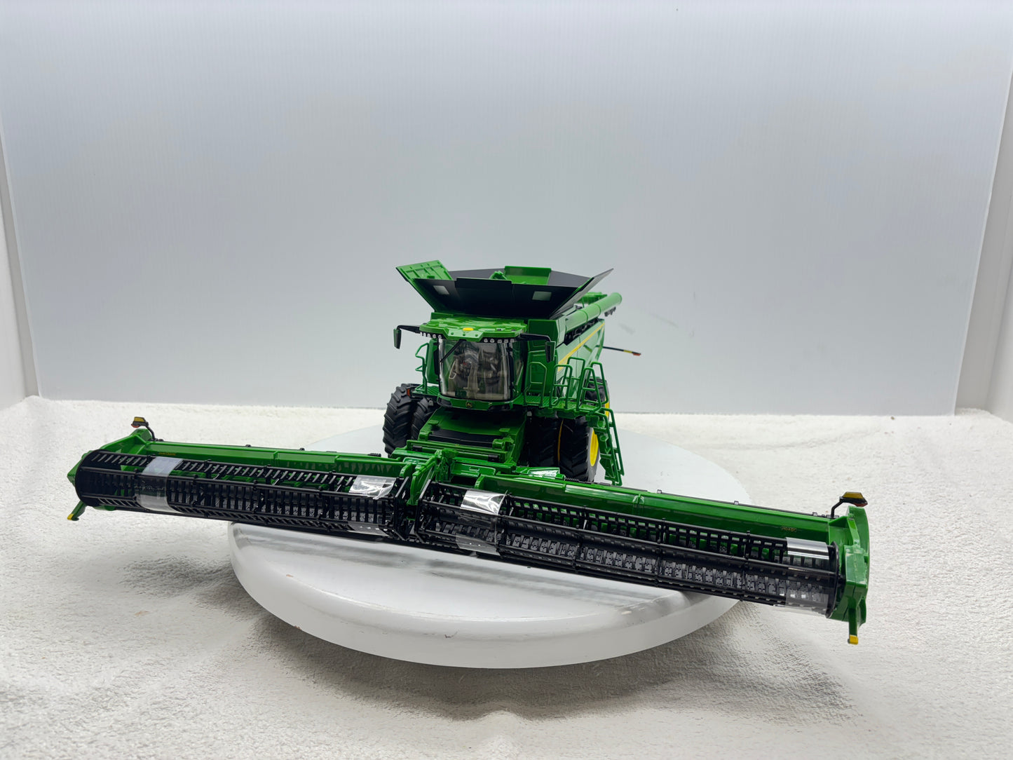 1/32  John Deere X9 1000 Prestige