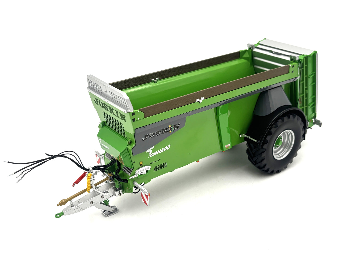 1/32 Joskin Tornado 6016-17V Manure Spreader