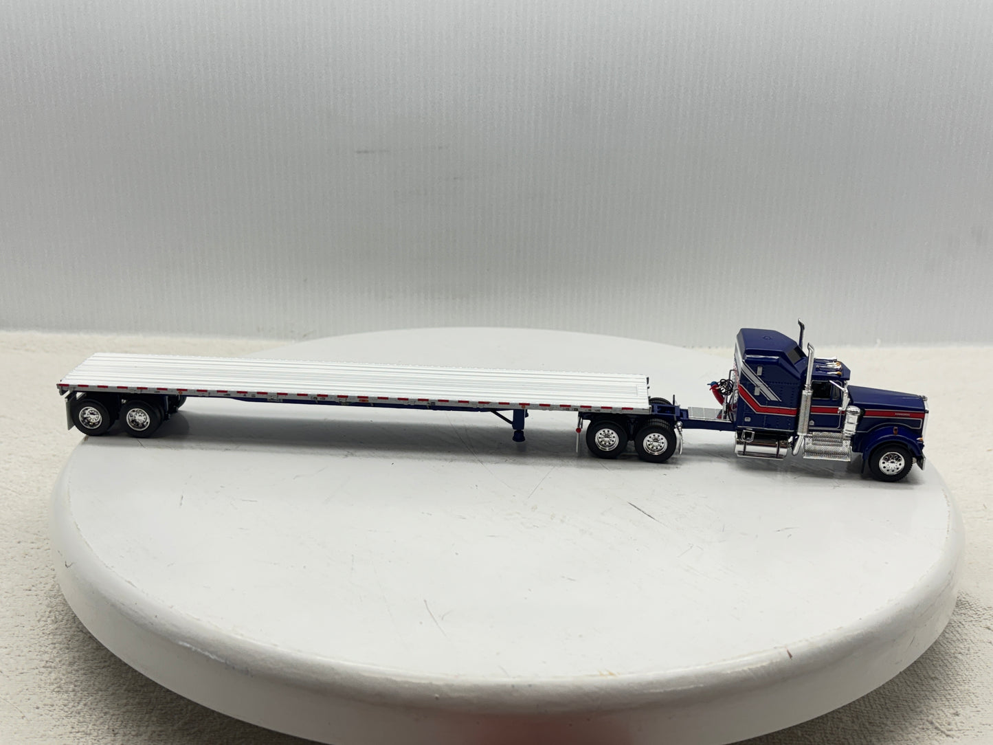 1/64 Kenworth W900A Liberty