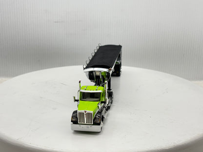 1/64 Kenworth W990 Day Cab (Green-Black)
