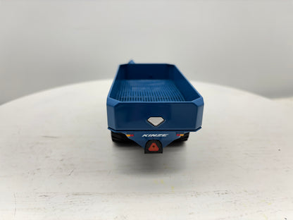 1/64 Kinze 1305 Wheeled Grain Cart