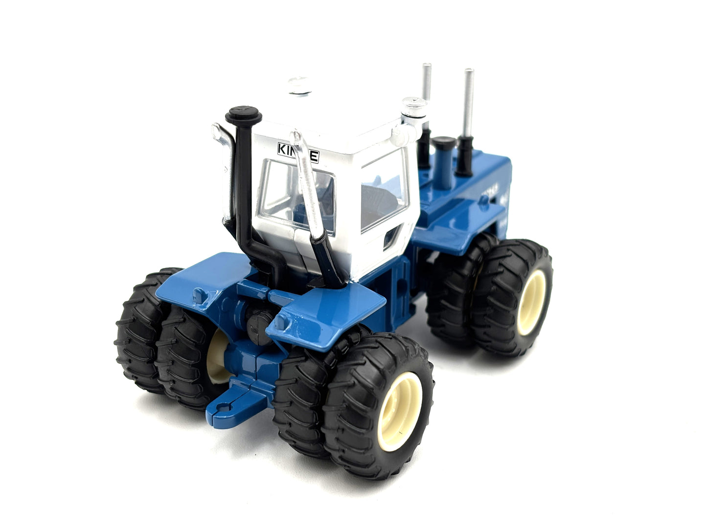 1/64 Kinze Big Blue 4wd