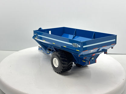 1/32  Kinze 1050 Vintage Grain Cart