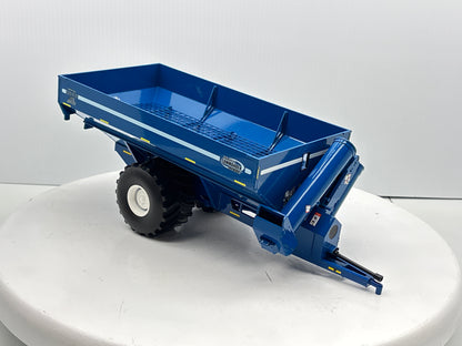 1/32  Kinze 1050 Vintage Grain Cart
