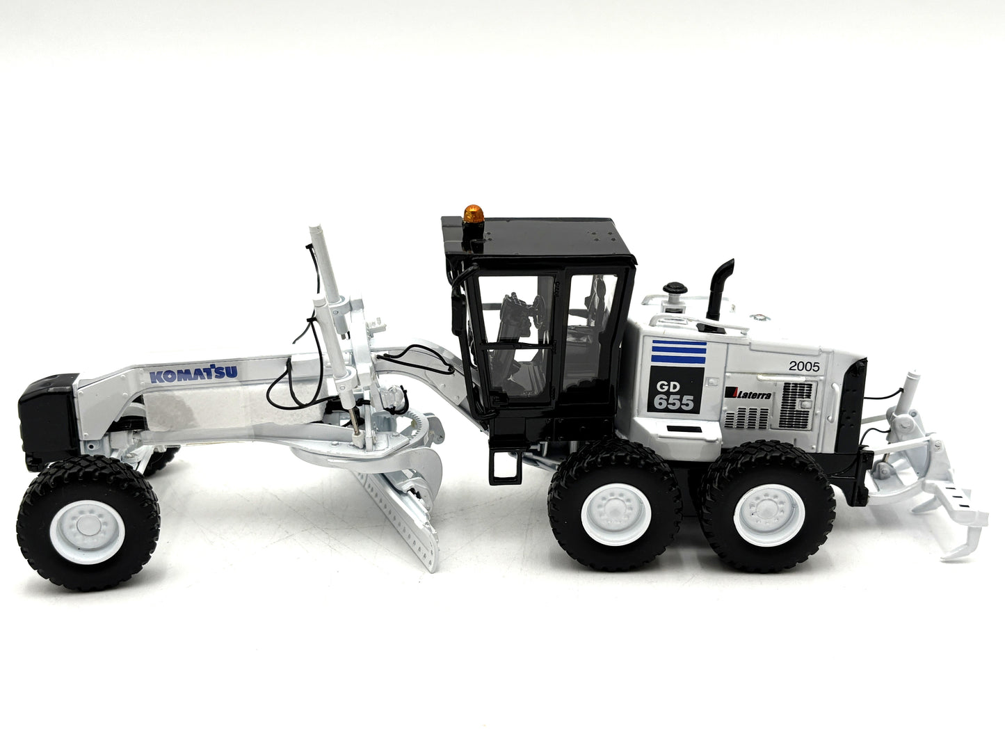 1/50 Komatsu GD655 2005 White