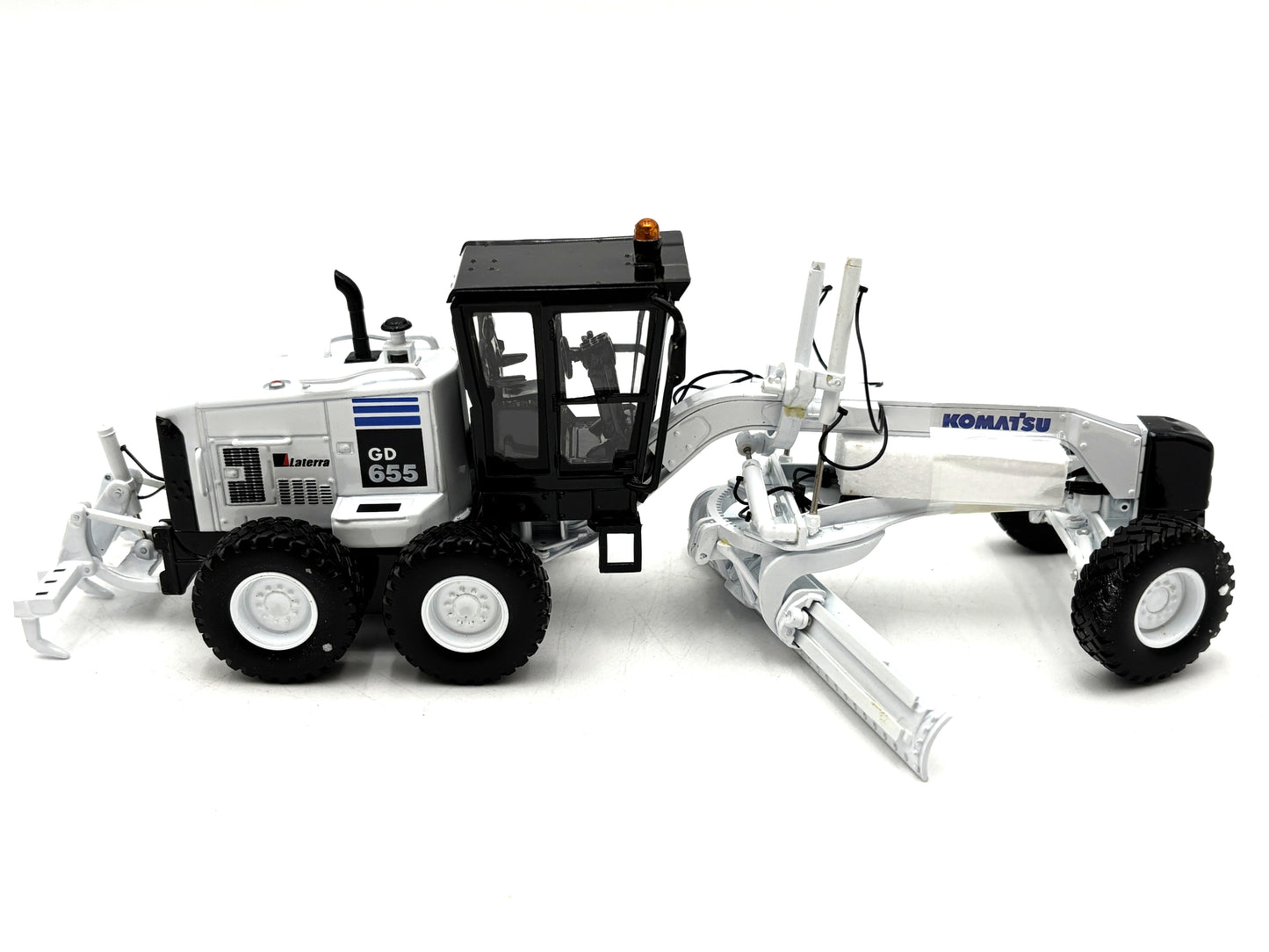 1/50 Komatsu GD655 2005 White