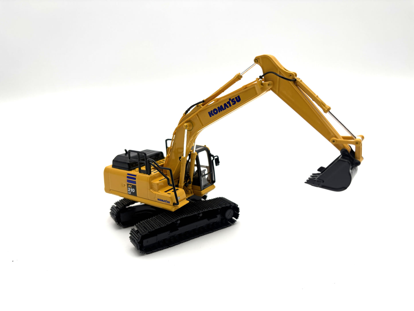1/64Komatsu PC210LC-11 Excavator