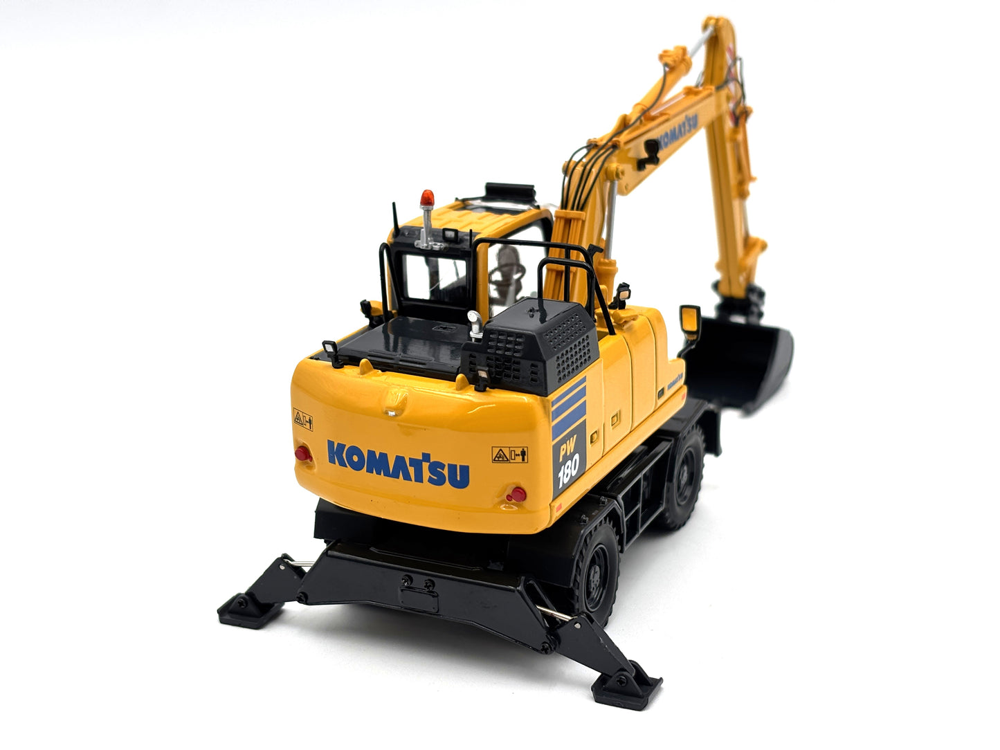 1/50 Komatsu PW180-11 Wheeled Excavator