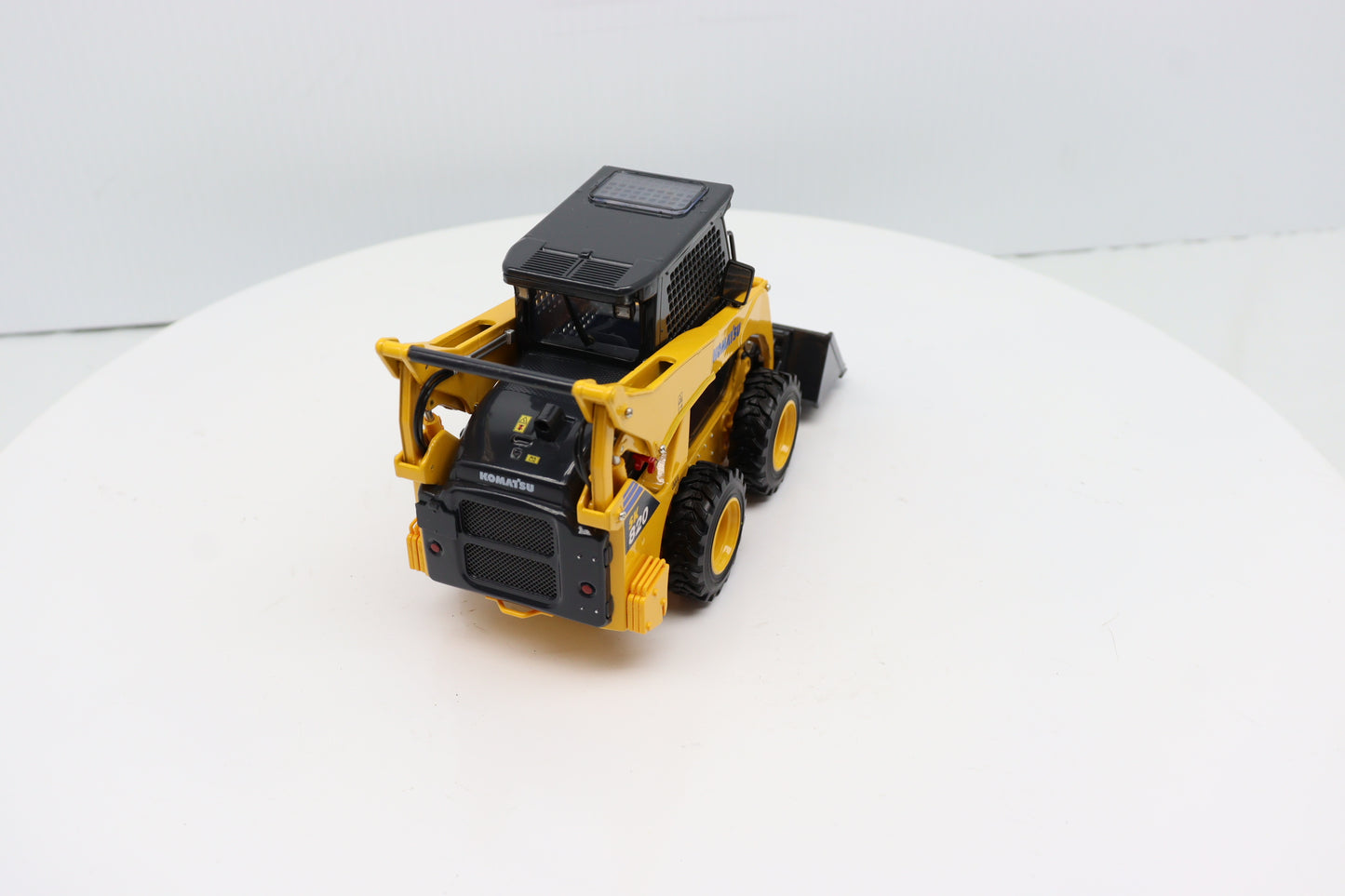 1/25 Komatsu SK820-8