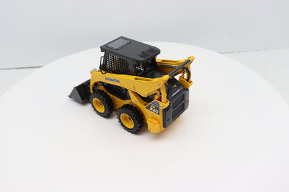 1/25 Komatsu SK820-8