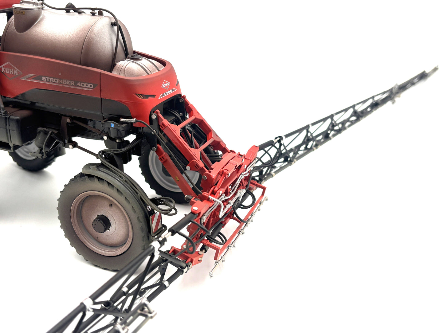 1/32 Kuhn Stronger ST4000 HD Sprayer "Dirty Version"