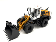 1/32 Liebherr Radlader L 556 Wheel Loader