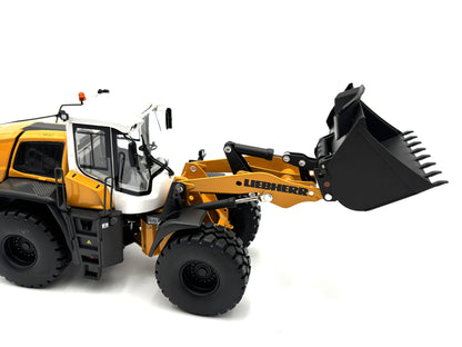 1/32 Liebherr Radlader L 556 Wheel Loader